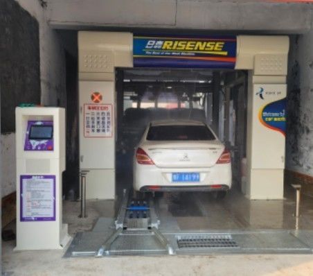 Drive-through Conveyor Belt American Tunnel Car Wash Machine for Continuous Cleaning in North/South America