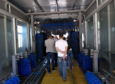 Drive-through Conveyor Belt American Tunnel Car Wash Machine for Continuous Cleaning in North/South America