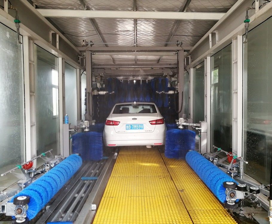 ISO14001 Certified of Portal Foam Bus or Truck Washing Station with and Competitive
